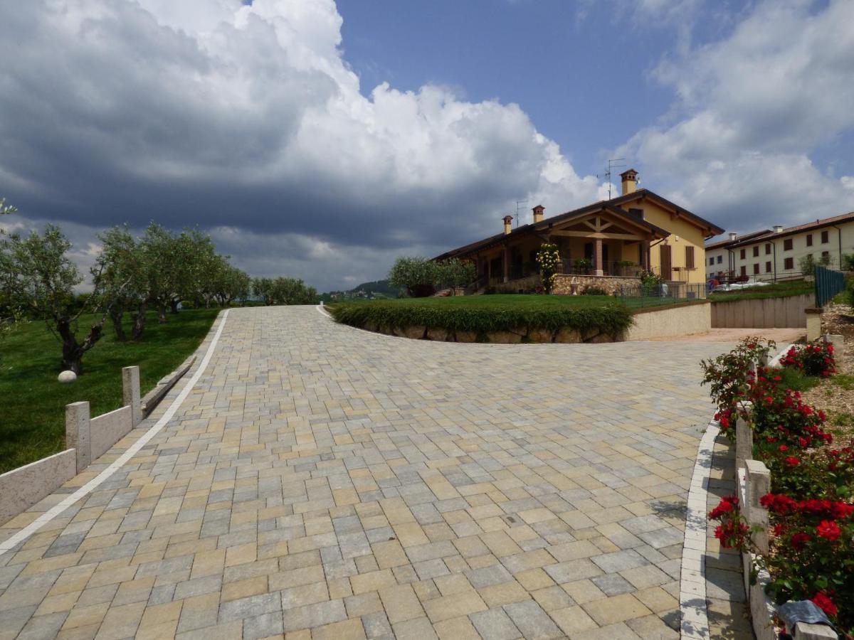 La Collina Dei Ciliegi Villa San Mauro di Saline Exterior photo