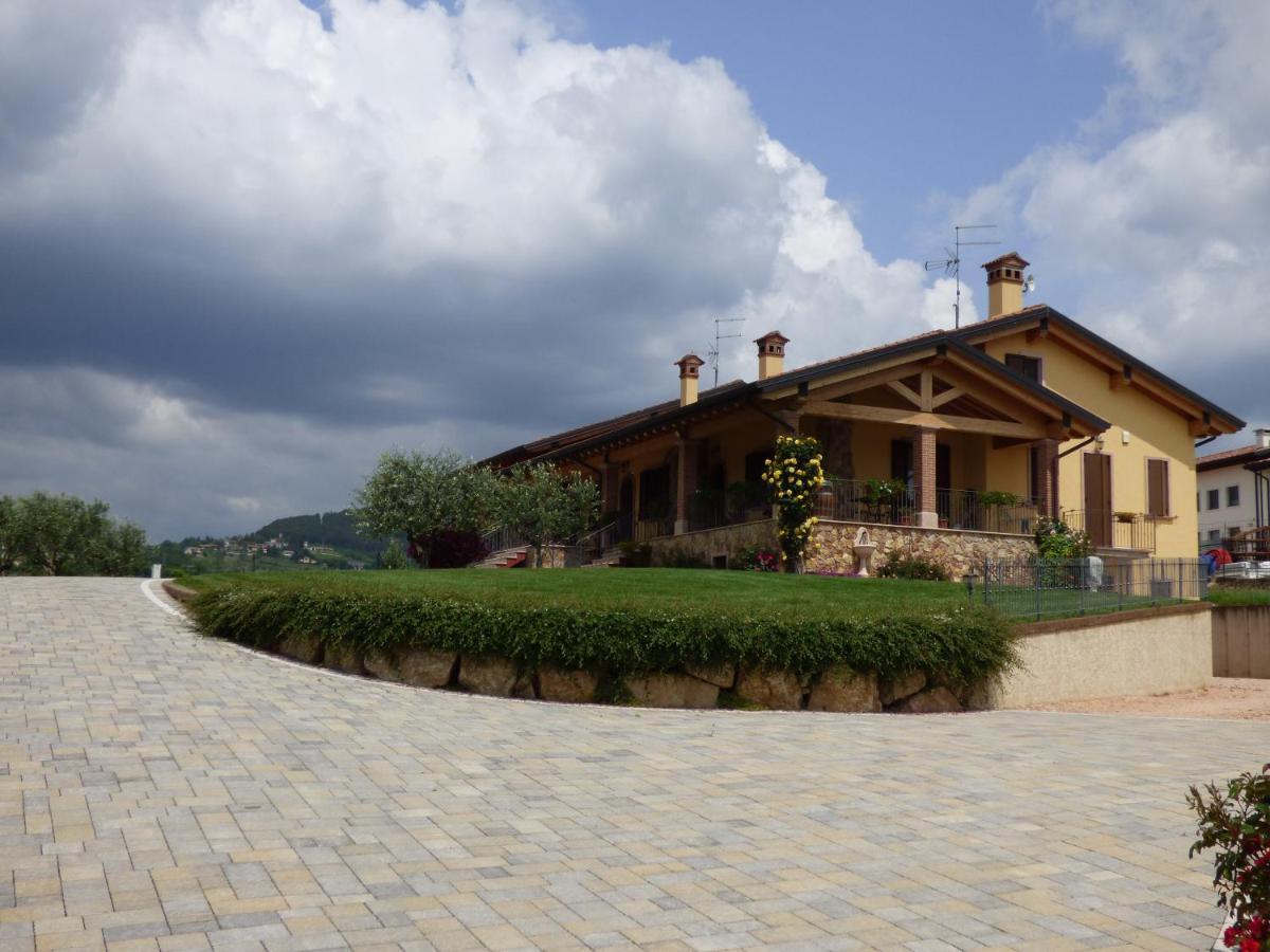 La Collina Dei Ciliegi Villa San Mauro di Saline Exterior photo