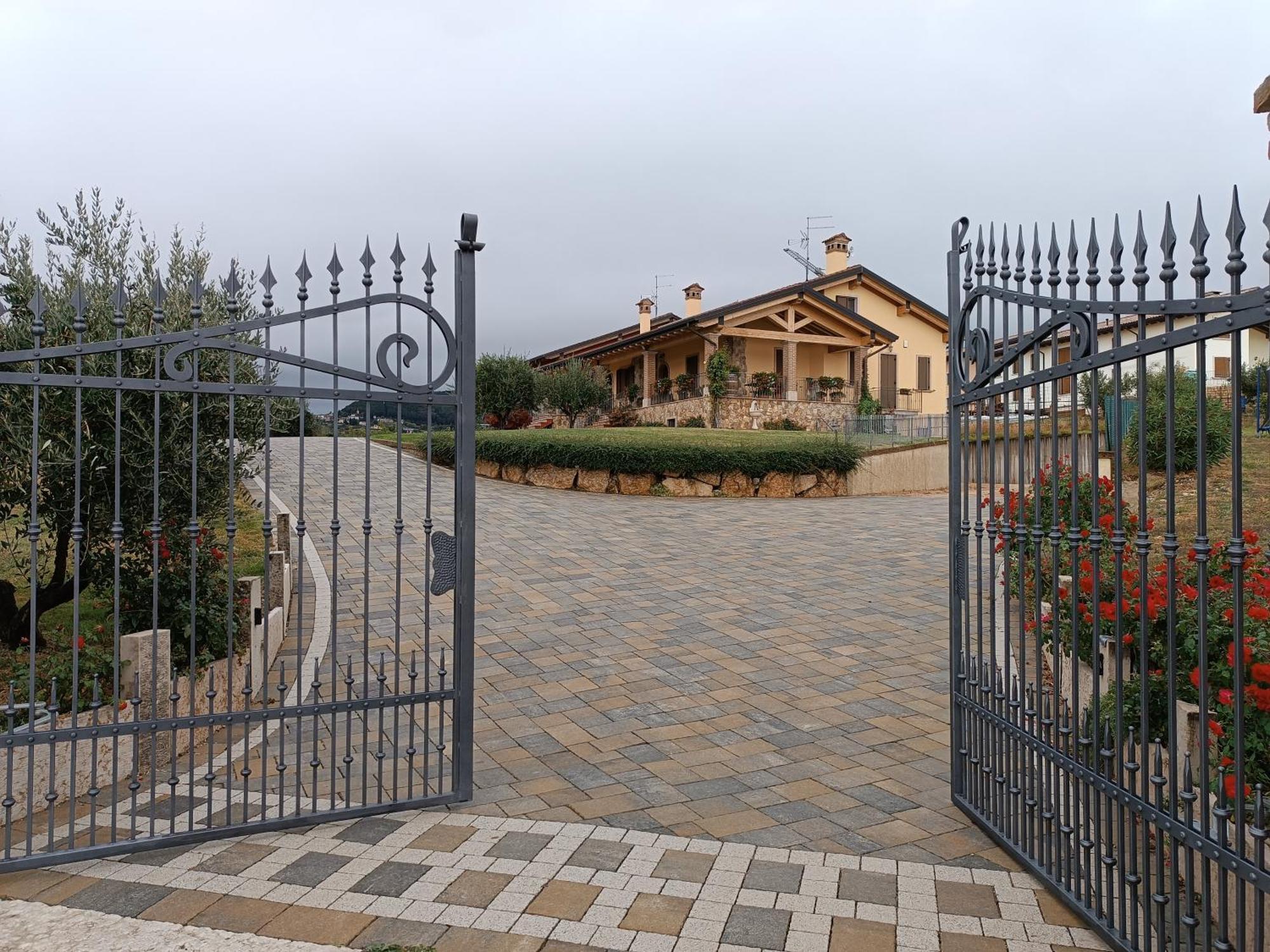 La Collina Dei Ciliegi Villa San Mauro di Saline Exterior photo