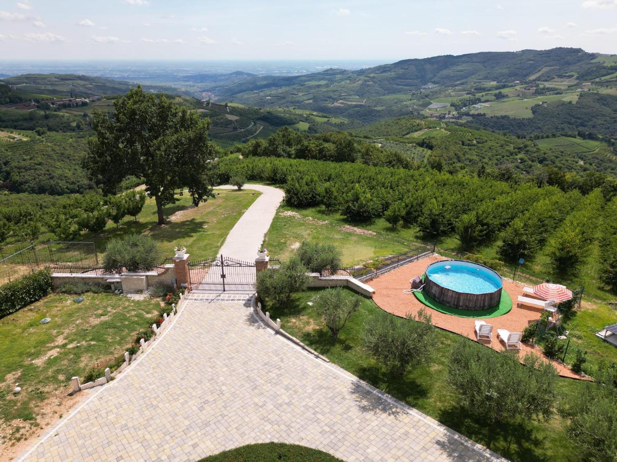 La Collina Dei Ciliegi Villa San Mauro di Saline Exterior photo